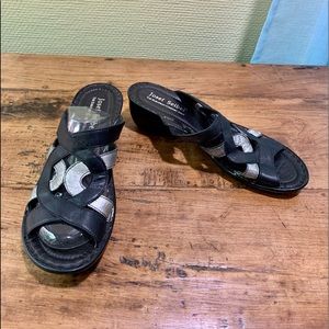 Josef Seibel Excellent Condition Black Sandals